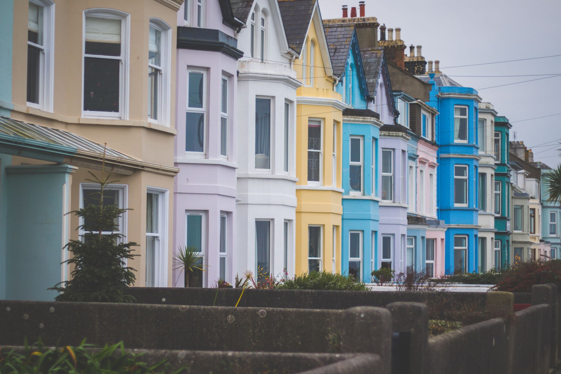 Top Trends in Exterior Paint: Best House Colours for Every Style